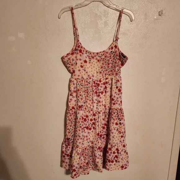 Wednesday's Girl Maternity Tiered Miini Cami Dress Pink Ditsy Floral Sz XS NWT - Picture 1 of 9